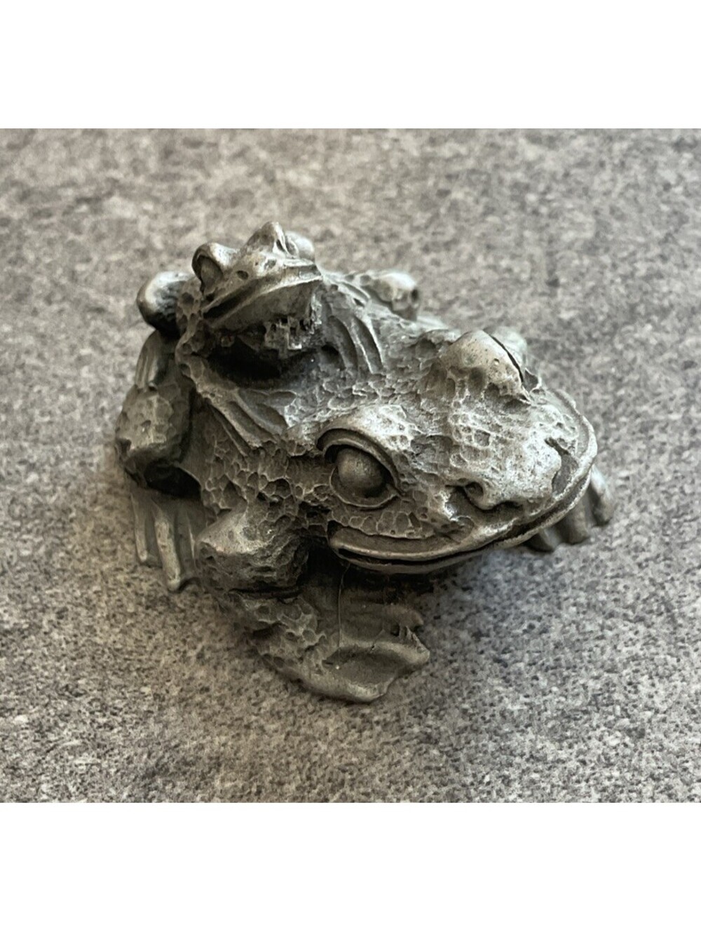 Vintage Matte Heritage Pewter Frog With Baby on Its Back Bin P